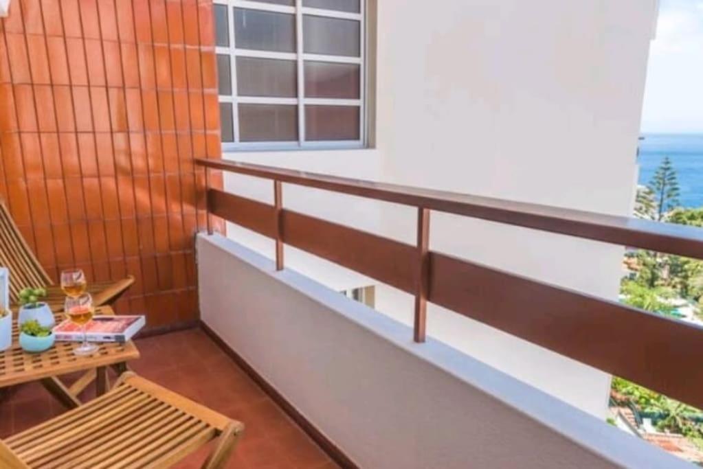 Modern And Cozy Apartment フンシャル エクステリア 写真